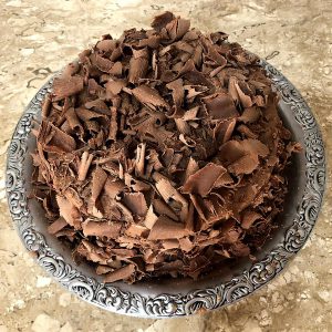 chocolate cake with chocolate shavings